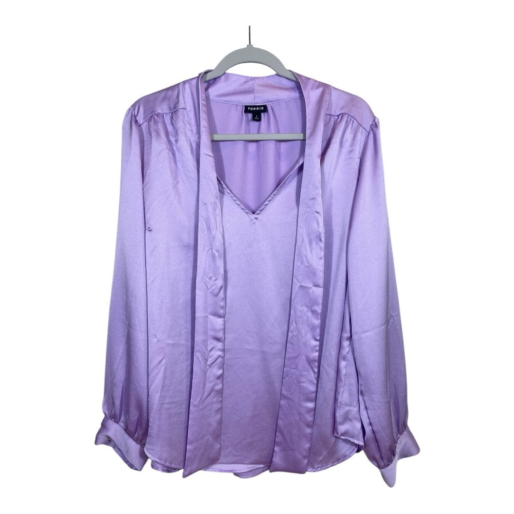 Torrid Lilac Satin Blouse Size 1 Purple Tie Neck Long Sleeve Top